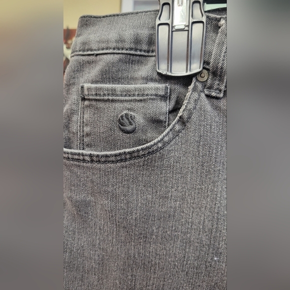 Gloria Vanderbilt Amanda 18W 40" Waist Charcoal Jeans 28" Inseam 16" Hem - Picture 2 of 13